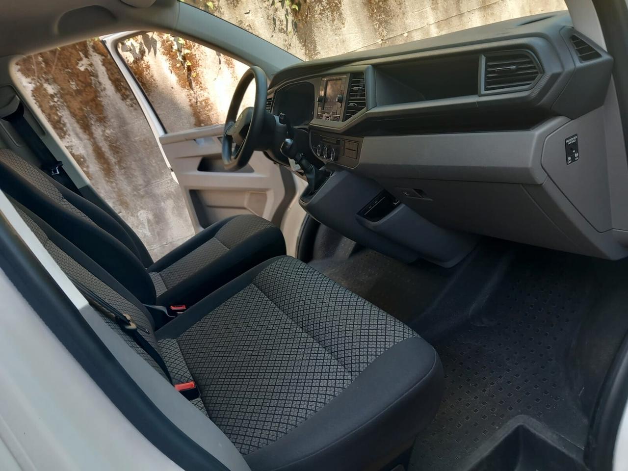 Volkswagen Caravelle 2.0 TDI 110CV PC Trendline T6