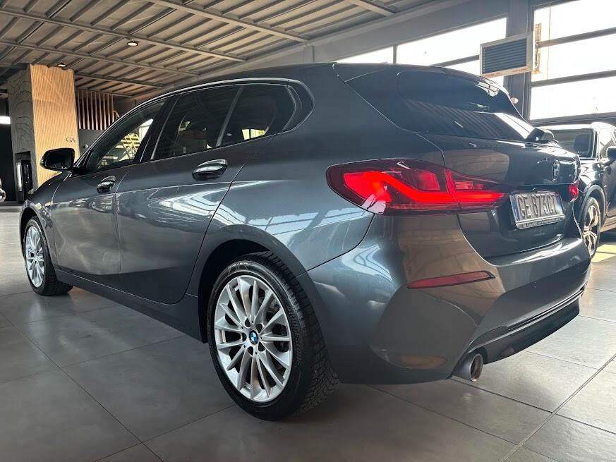 Bmw 118i 5p. Sport 136CV 5P NEOPATENTATI