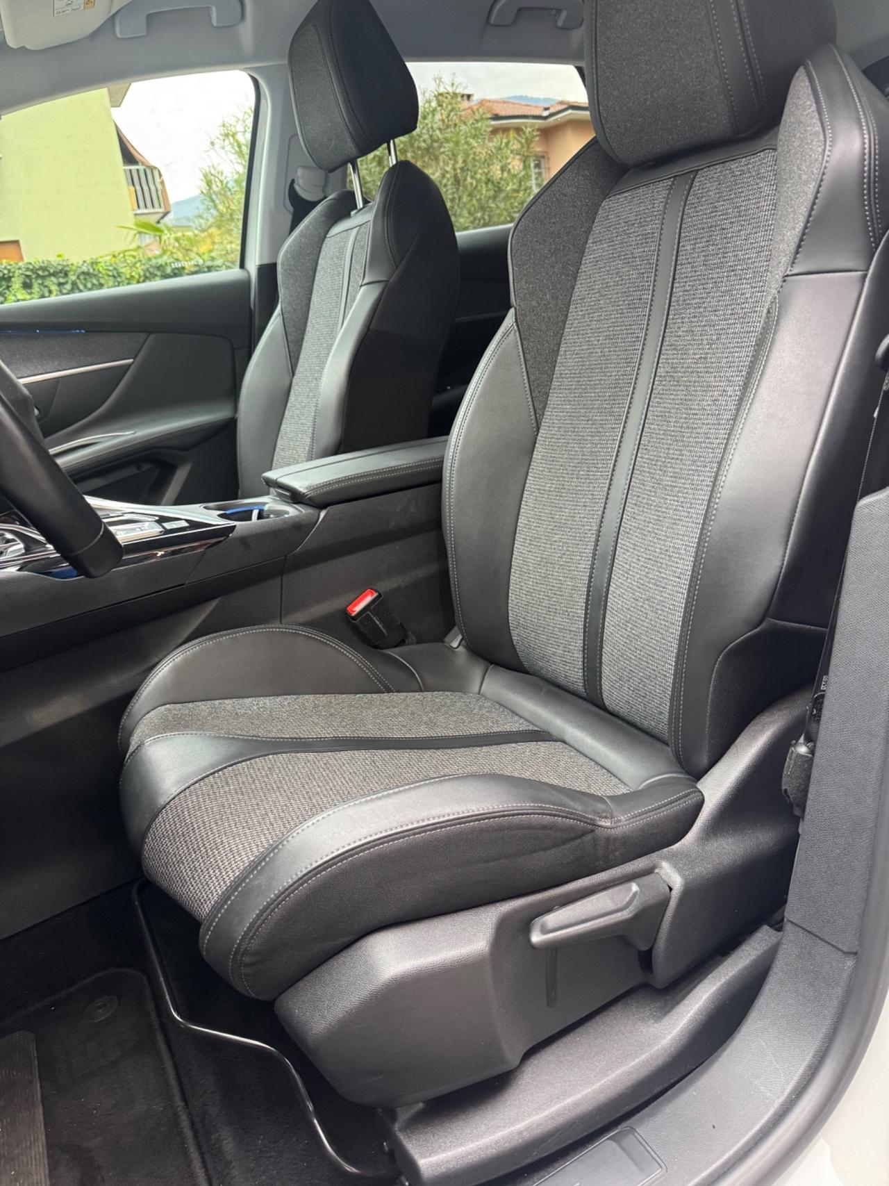 Peugeot 3008 PureTech Turbo 130 S&S EAT8 Allure
