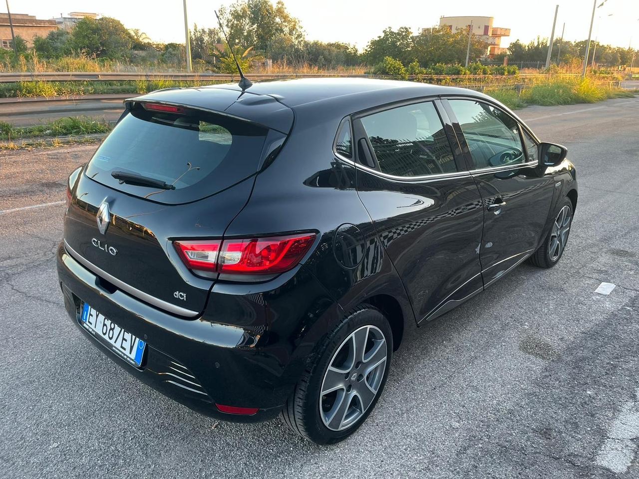 Renault Clio 1.5 dCi 5 porte Costume National 2015