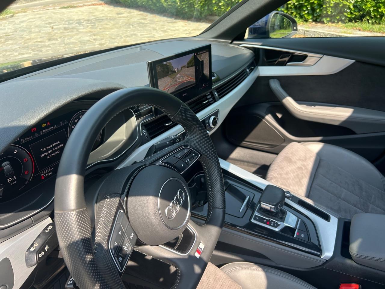 Audi A4 Avant 35 TDI/163 CV S line edition