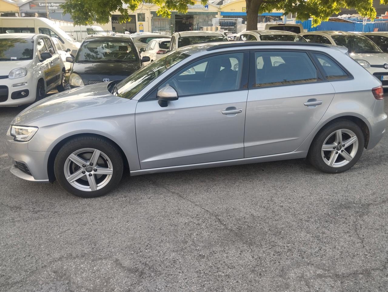 Audi A3 SPB 30 TDI Business