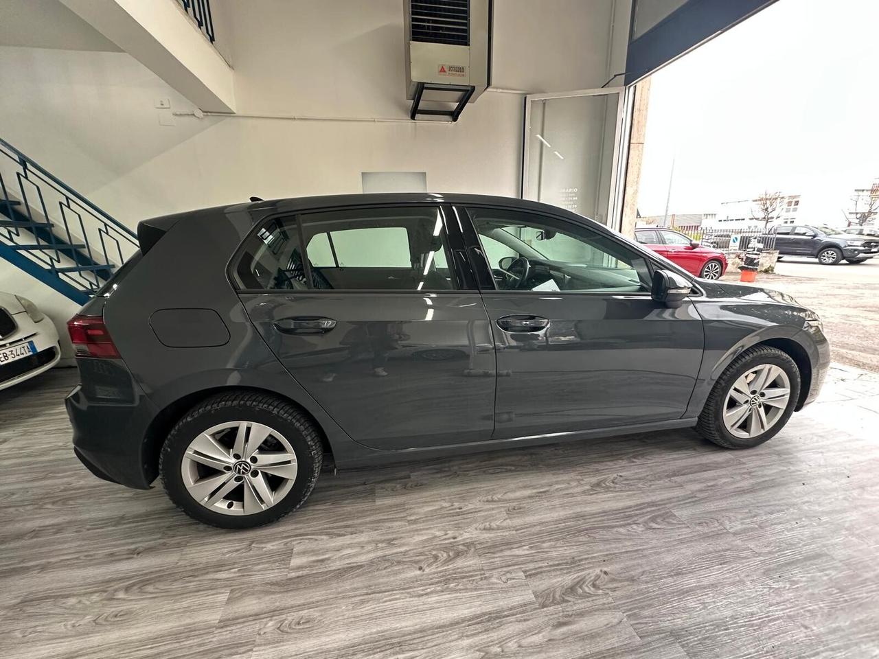 Volkswagen Golf 1.0 eTSI EVO DSG Life