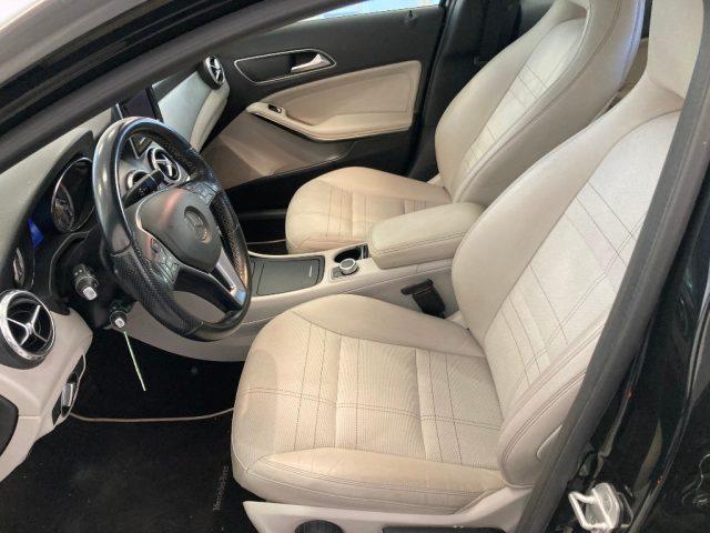 MERCEDES-BENZ GLA 220 d Automatic Business