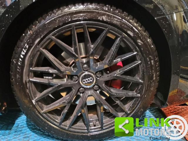 AUDI TT Coupé 2.0 TFSI S line