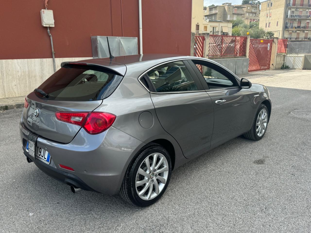 Alfa Romeo Giulietta 2.0 JTDm-2 150 CV Distinctive