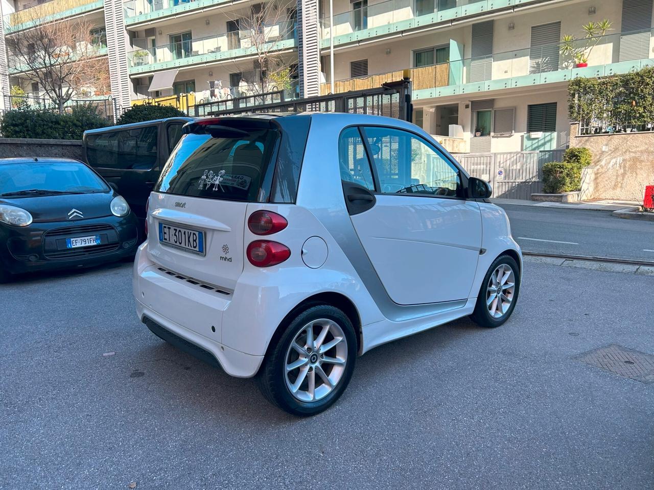 Smart ForTwo 1000 52 kW MHD coupé passion