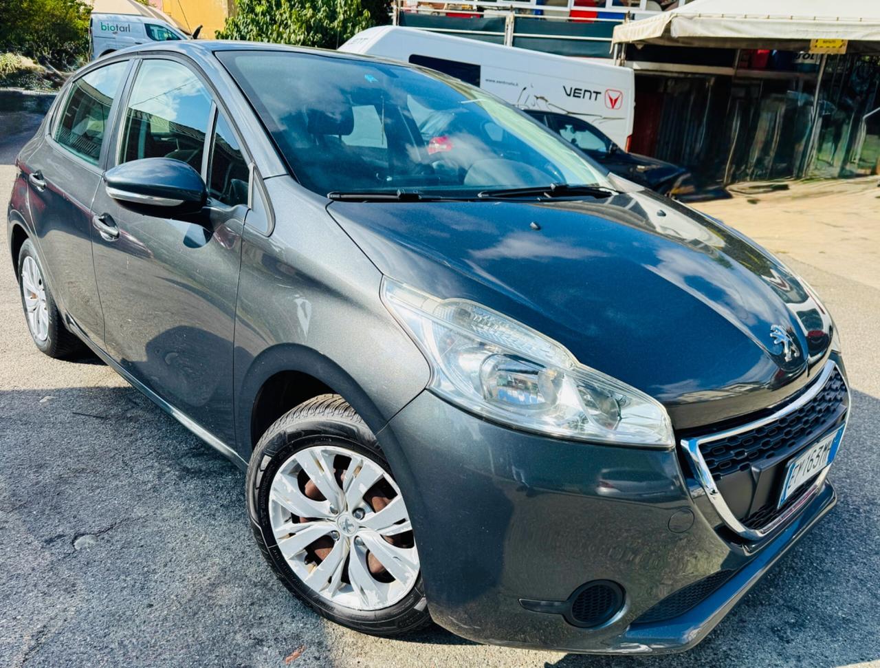 Peugeot 208 PureTech 82 5 porte Allure!!!!!!!!!!!!!!