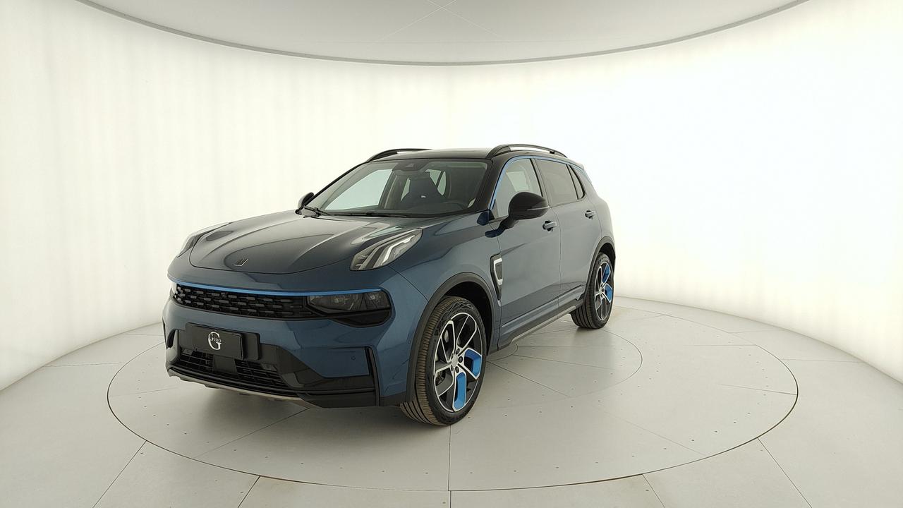 LYNK & CO 01 1.5 td phev auto