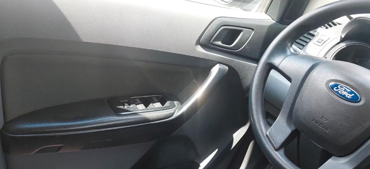 Ford Ranger 2.2 TDCi Doppia Cabina XL 5pt.