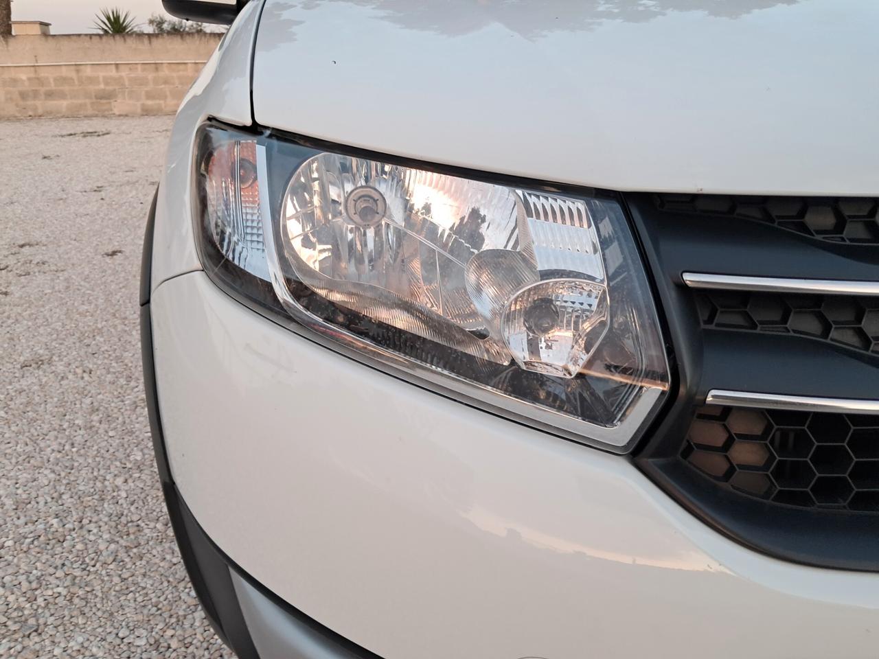 Sandero Stepway 1.5 dCi 90CV Automatica *NAVY-CRUISE*