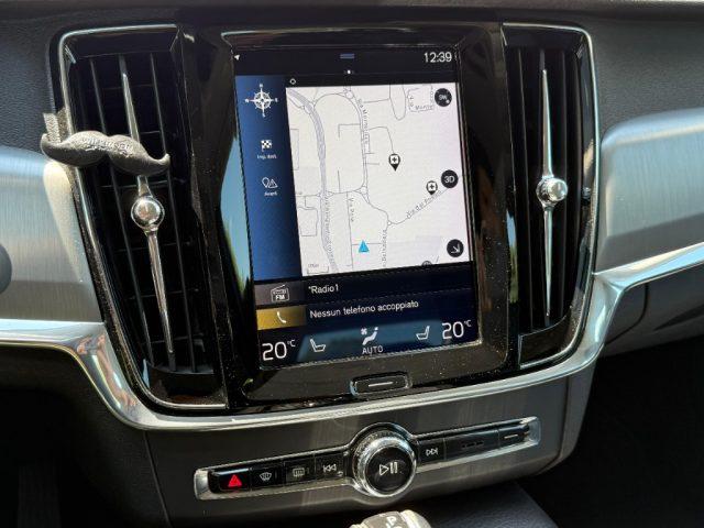 VOLVO S90 D3 Geartronic Business Plus NAVI - LED - TELEC.