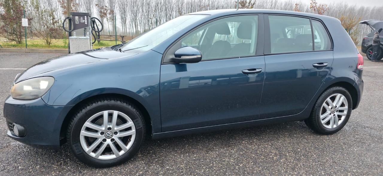 Volkswagen Golf 1.6 TDI DPF 5p. Highline neop