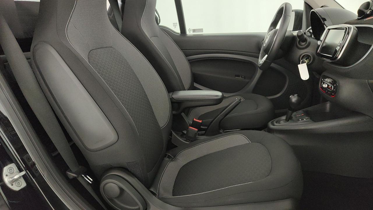 SMART Fortwo Cabrio eq Passion 4,6kW
