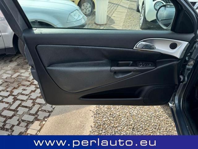 Lancia Ypsilon 1.2 Versus