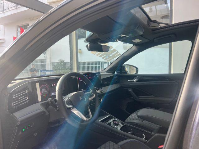 VOLKSWAGEN Tiguan 2.0 TDI 150 CV DSG R-Line Plus da ?519,00 mensili