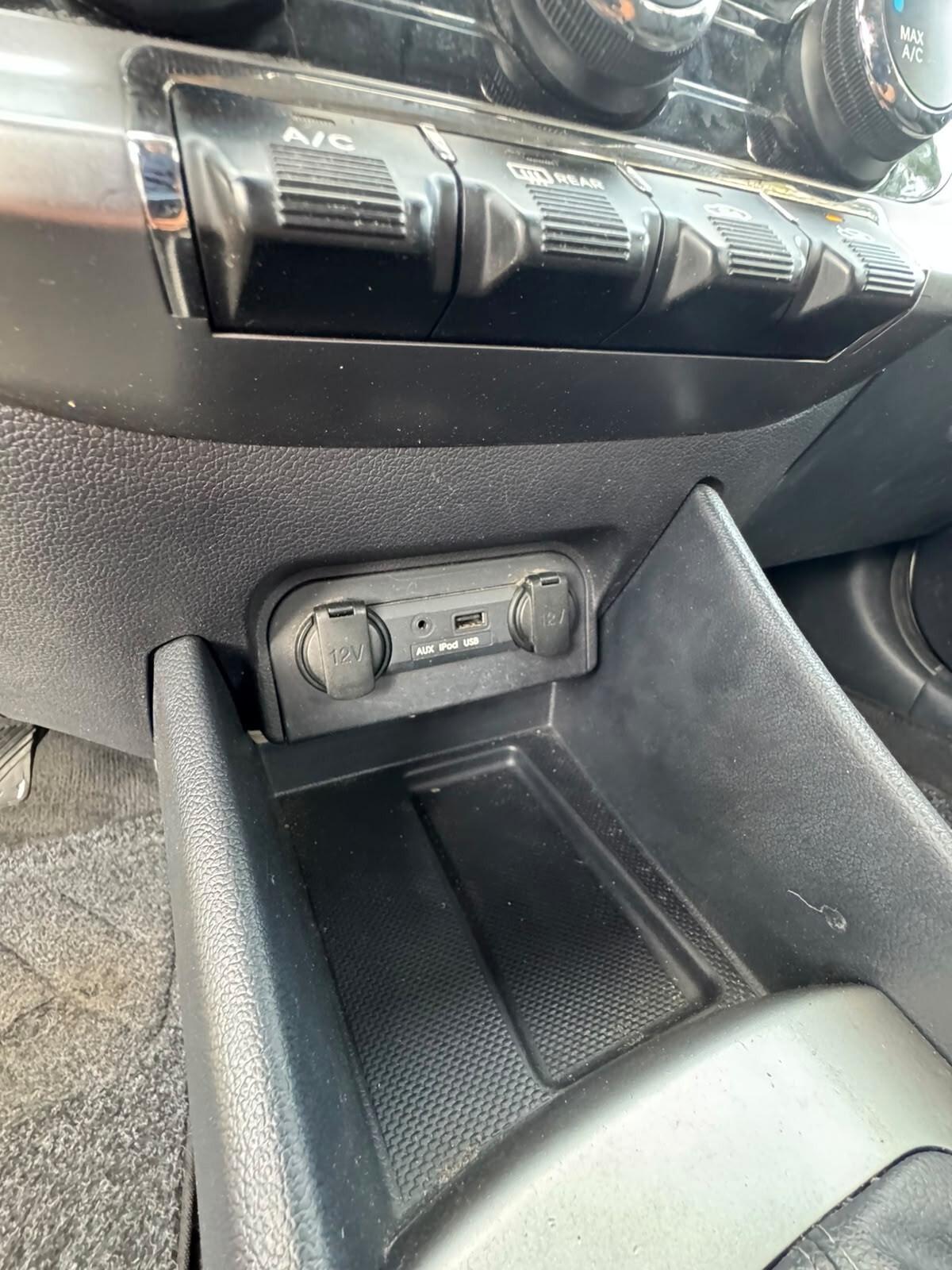 Kia Rio 1.1 CRDi WGT 5p. EX