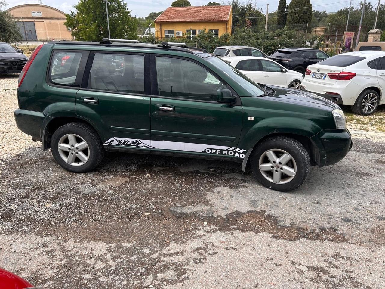 Nissan X-Trail 2.2 dCi Elegance