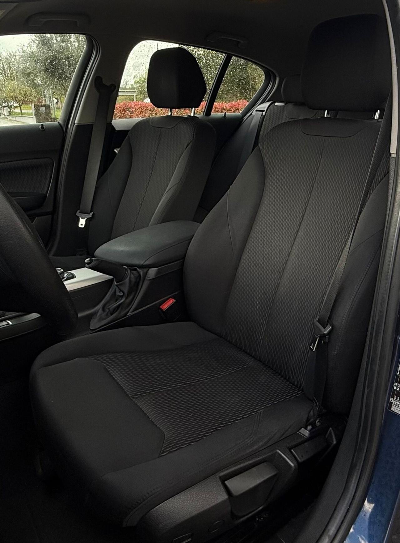 Bmw 116 116d 5p. Urban