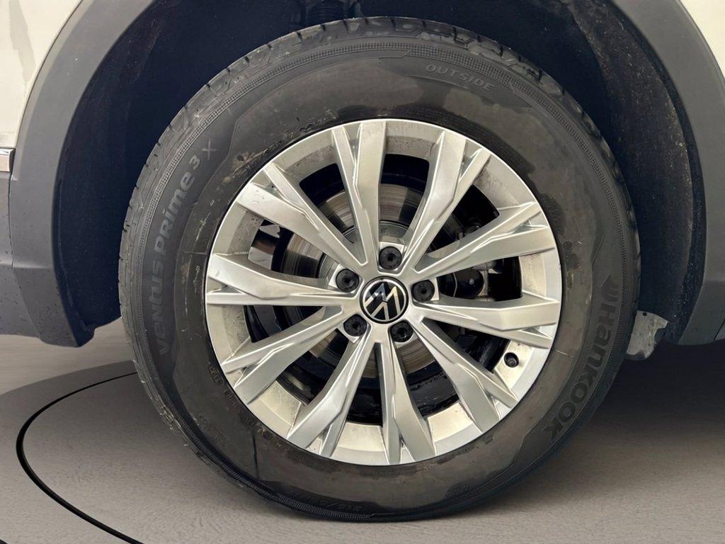 VOLKSWAGEN Tiguan 1.5 tsi life 130cv del 2023