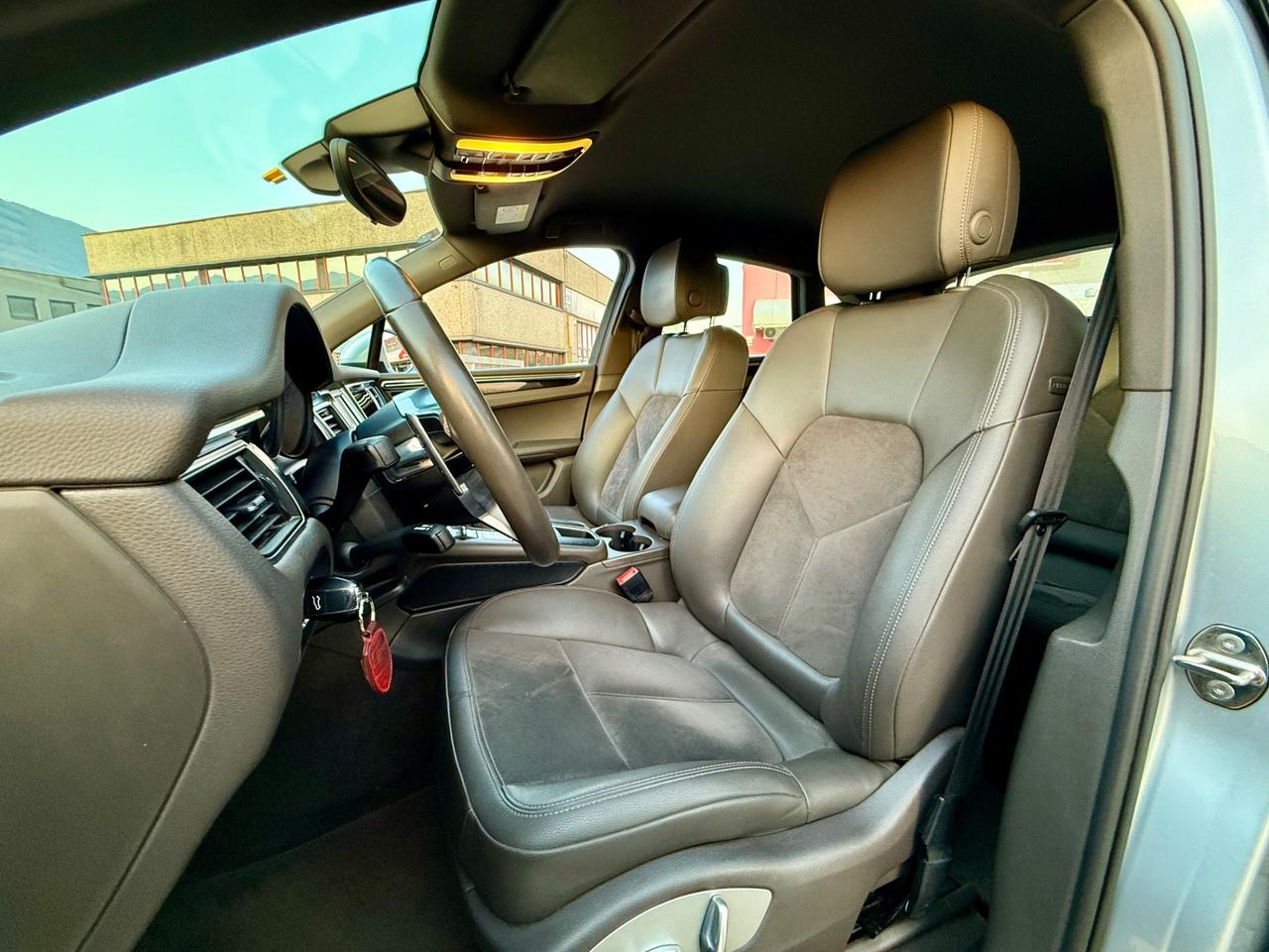 Porsche Macan 3.0 S Diesel **57’200KM** 2015 SERVICE PORSCHE