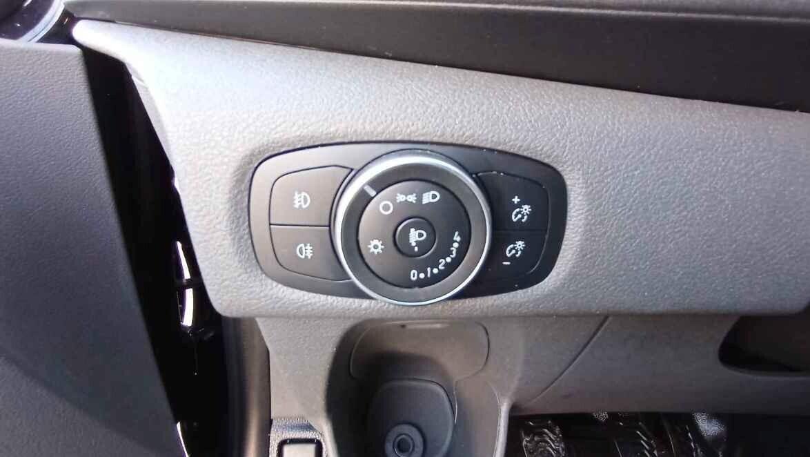 FORD TRANSIT CUSTOM 280 2.0 TDCi - 5 POSTI- UNICO PROP.