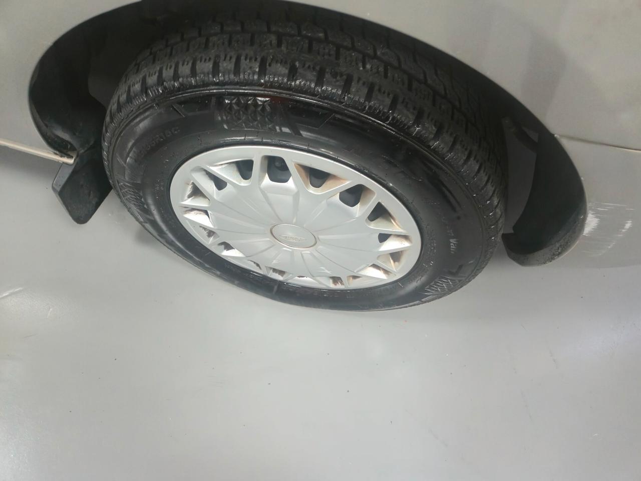 Ford Transit Custom 250 2.2 TDCi PC Furgone Entry