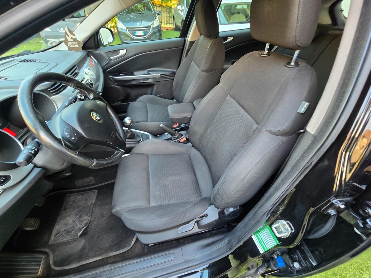 Alfa Giulietta 1.4BENZ 105CV 139000KM-2012