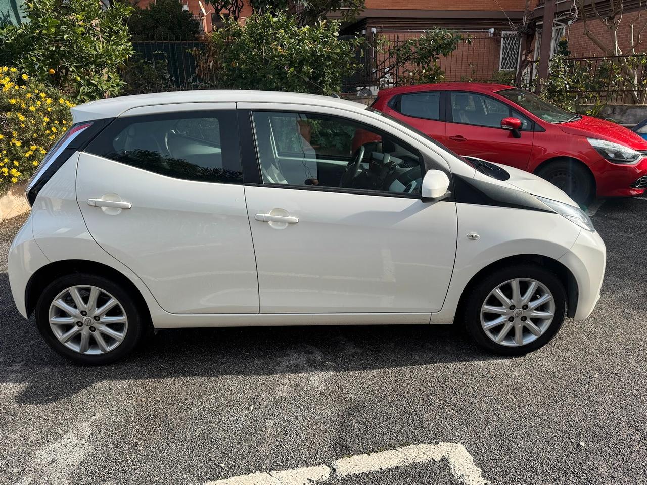 Toyota Aygo 1.0 VVT-i 69 CV 5 porte