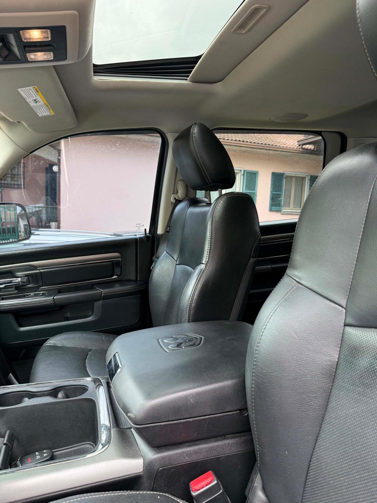 Dodge RAM SPORT 4x4 FULLOPT TETTO