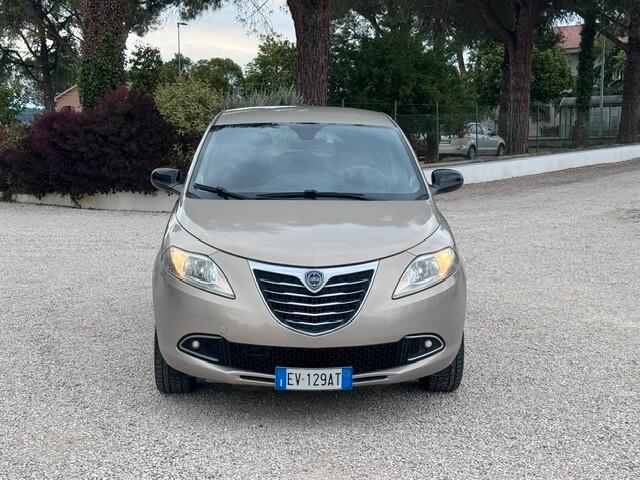 Lancia Ypsilon Metano Ecochic Gold - UNICOPROPRIETAIO 5porte