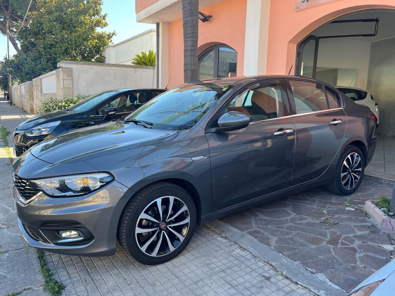 Fiat Tipo 1.6 Mjt 4 porte Lounge