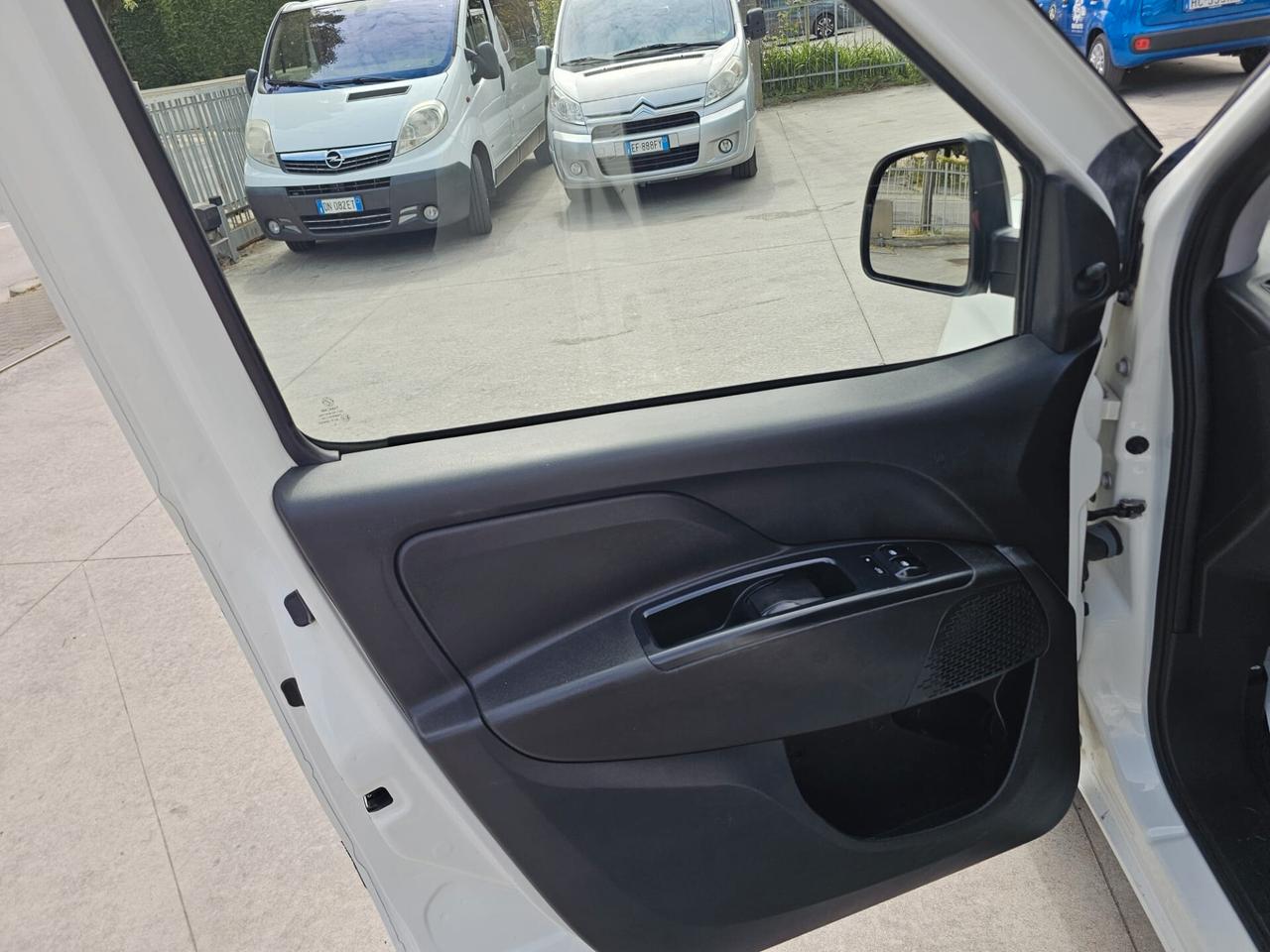 FIAT DOBLÒ CARGO 1.4 T-JET NATURAL POWER