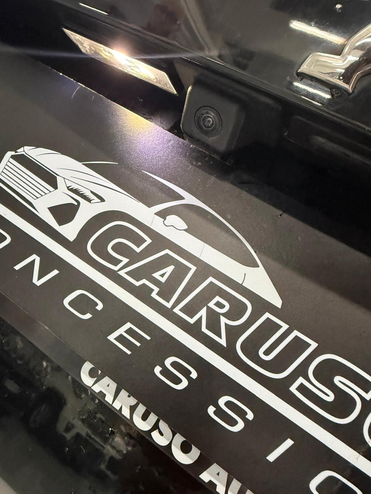 Peugeot 2008 BlueHDi 100 S&S Allure Navi Pack