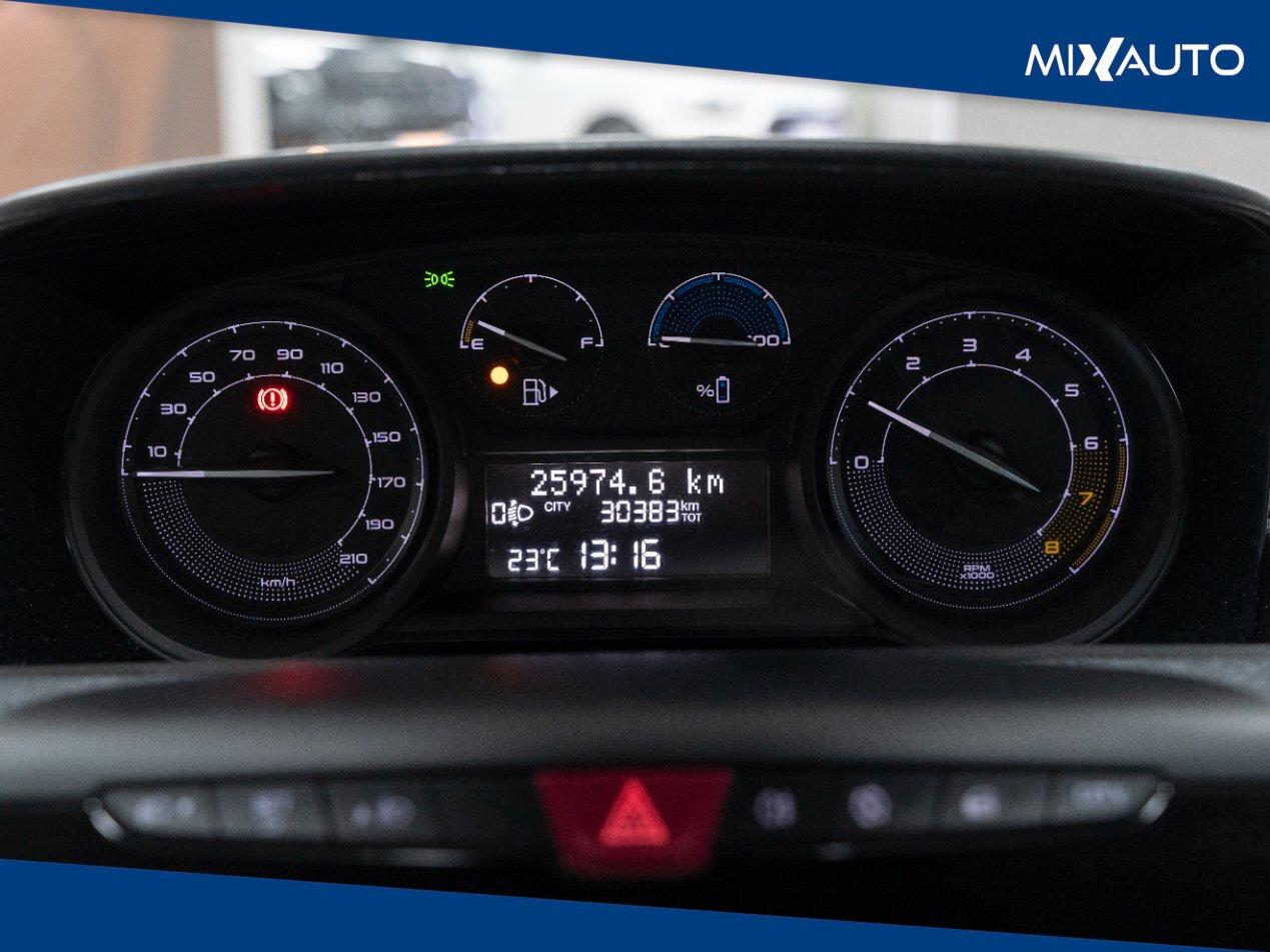 Lancia Ypsilon 1.0 Firefly Hybrid Silver 70CV 5 Porte