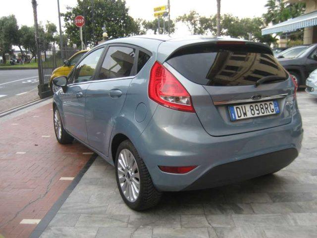 FORD Fiesta 1.2 82 CV 5 PORTE TITANIUM