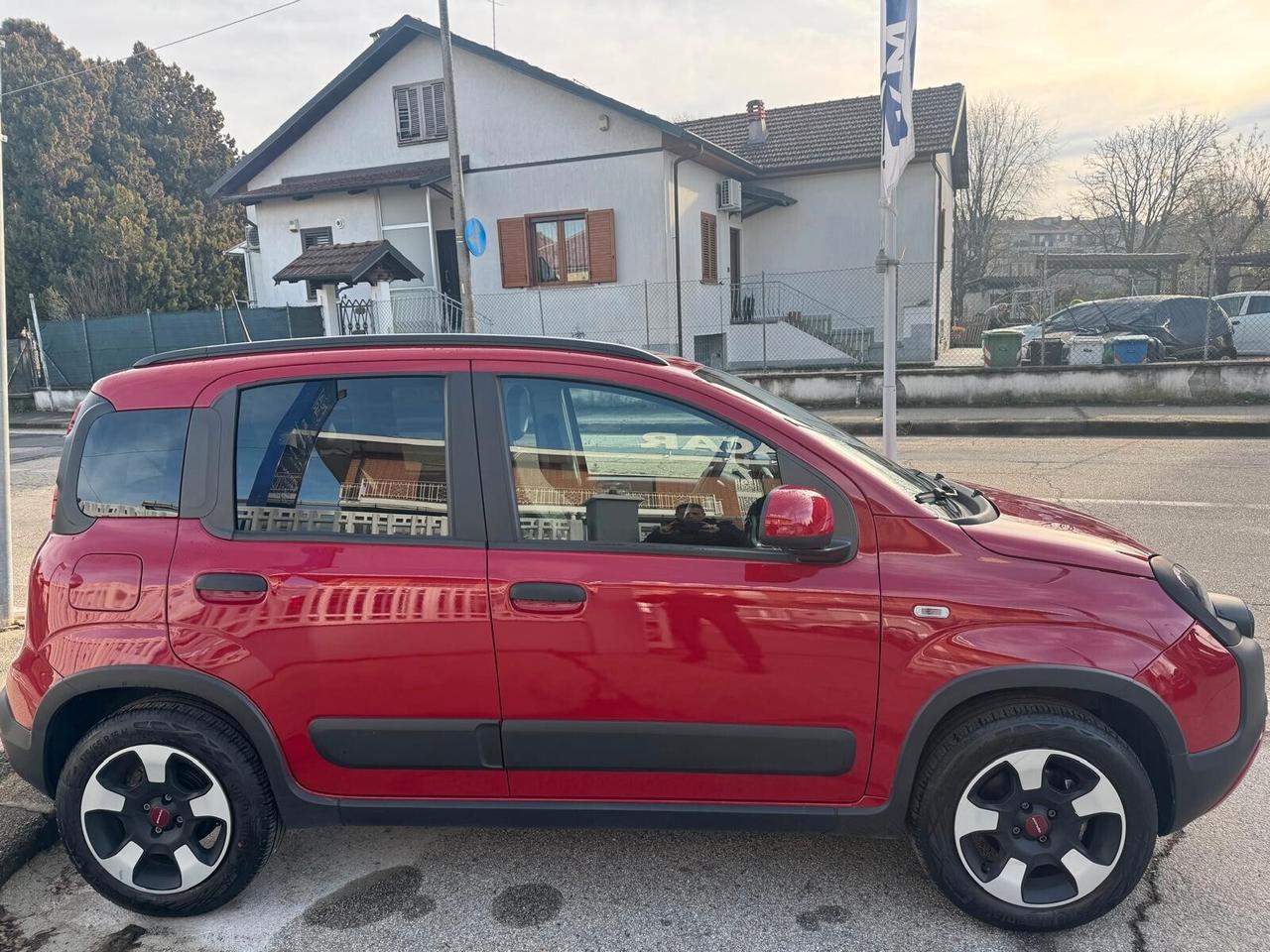 Fiat Panda Cross 1.0 FireFly S&S Hybrid