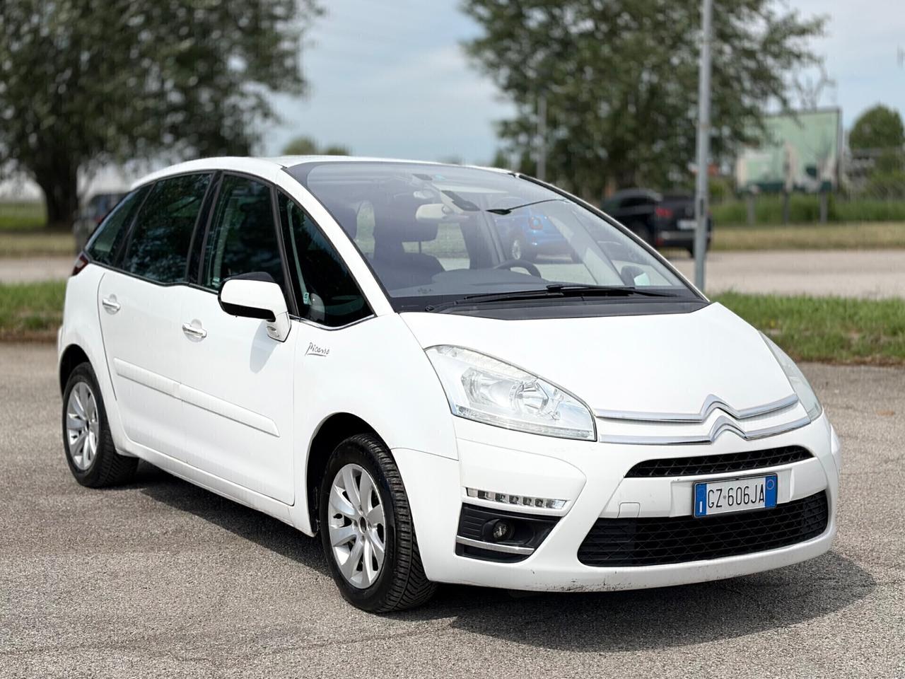 Citroen C4 Picasso 1.6 diesel Exclusive 2013 ok neop