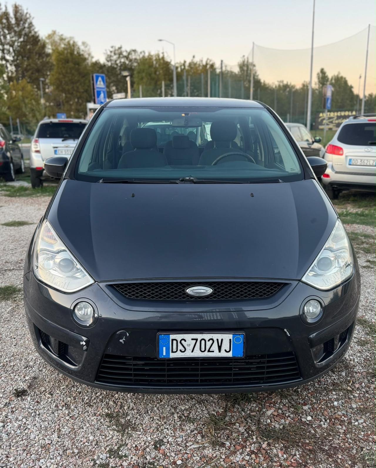 Ford S-Max+ 2.0 TDCi 140CV DPF