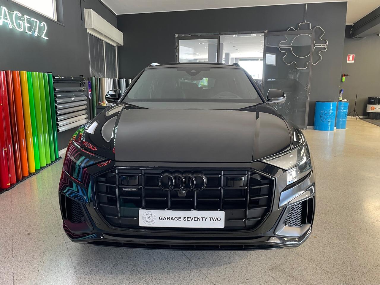 Audi Q8 50 TDI 286 CV S-Line Matrix Soft Close Cerchi 23"