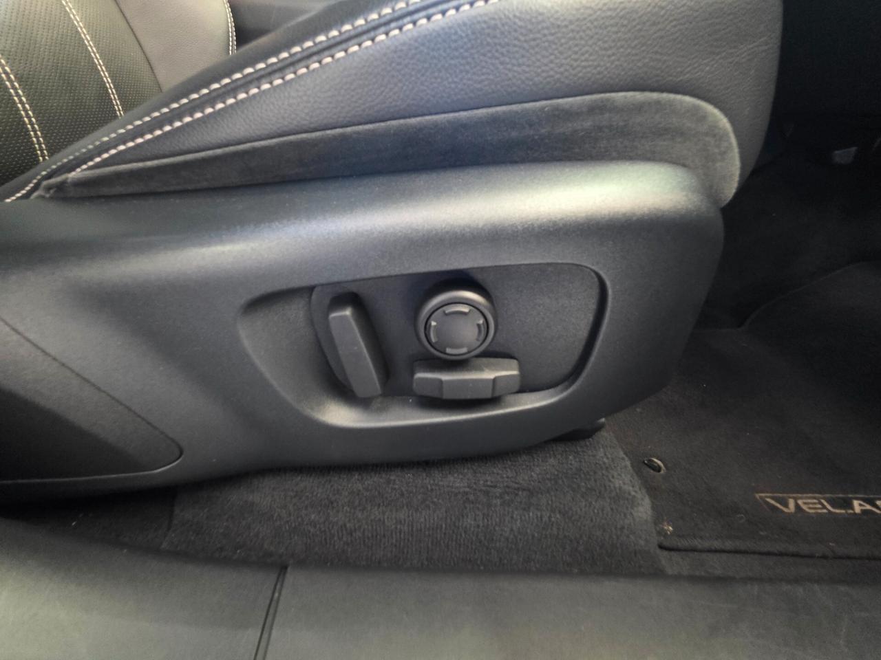 Land Rover Range Velar 2.0D I4 240 CV HSE 2019