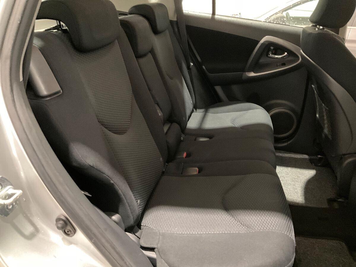 Toyota RAV 4 RAV4 2.2 Diesel 136 CV