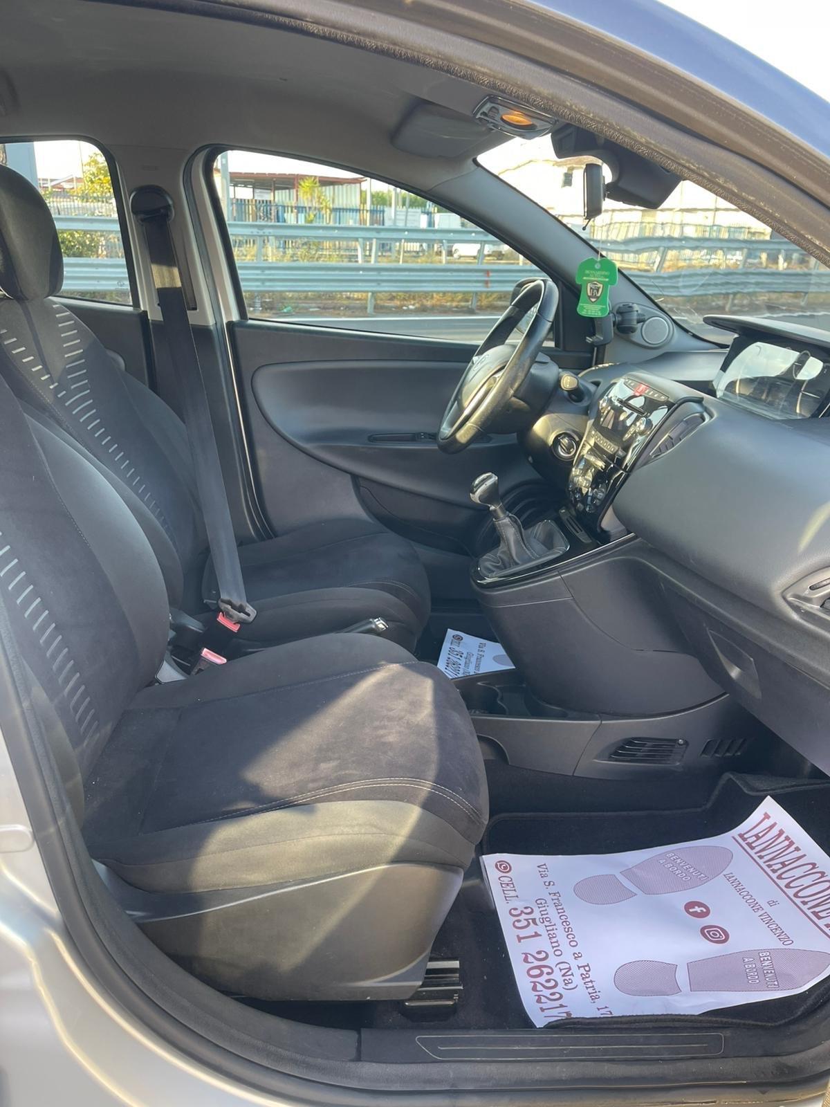 Lancia Ypsilon 1.3 mjt 120 mila km full optional