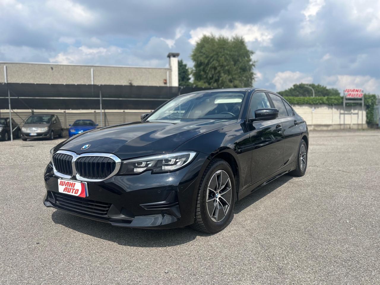 Bmw 318d 48Volt Advantage ibrida diesel