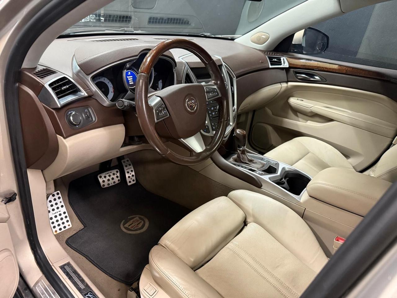 Cadillac SRX 3.0 V6 AWD AT Sports Luxury