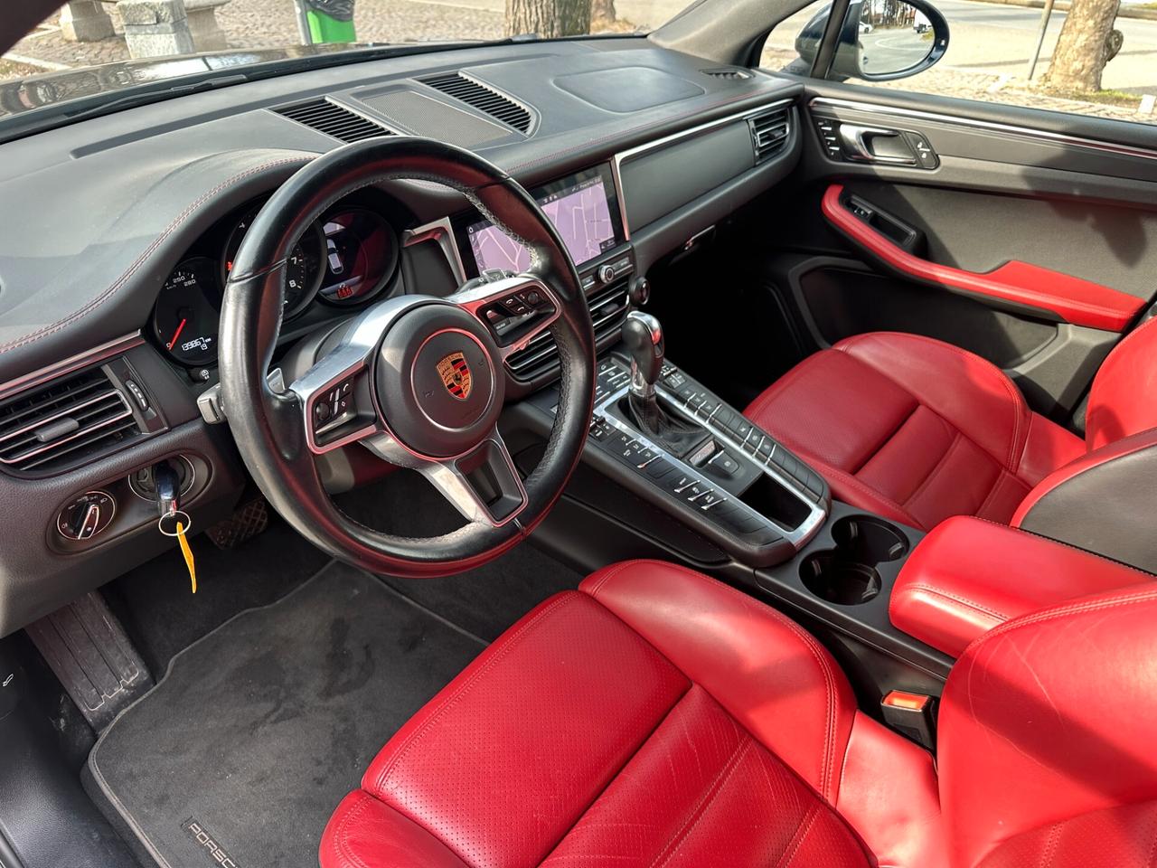 Porsche Macan 2.0 T 245 CV Sport Design PDK
