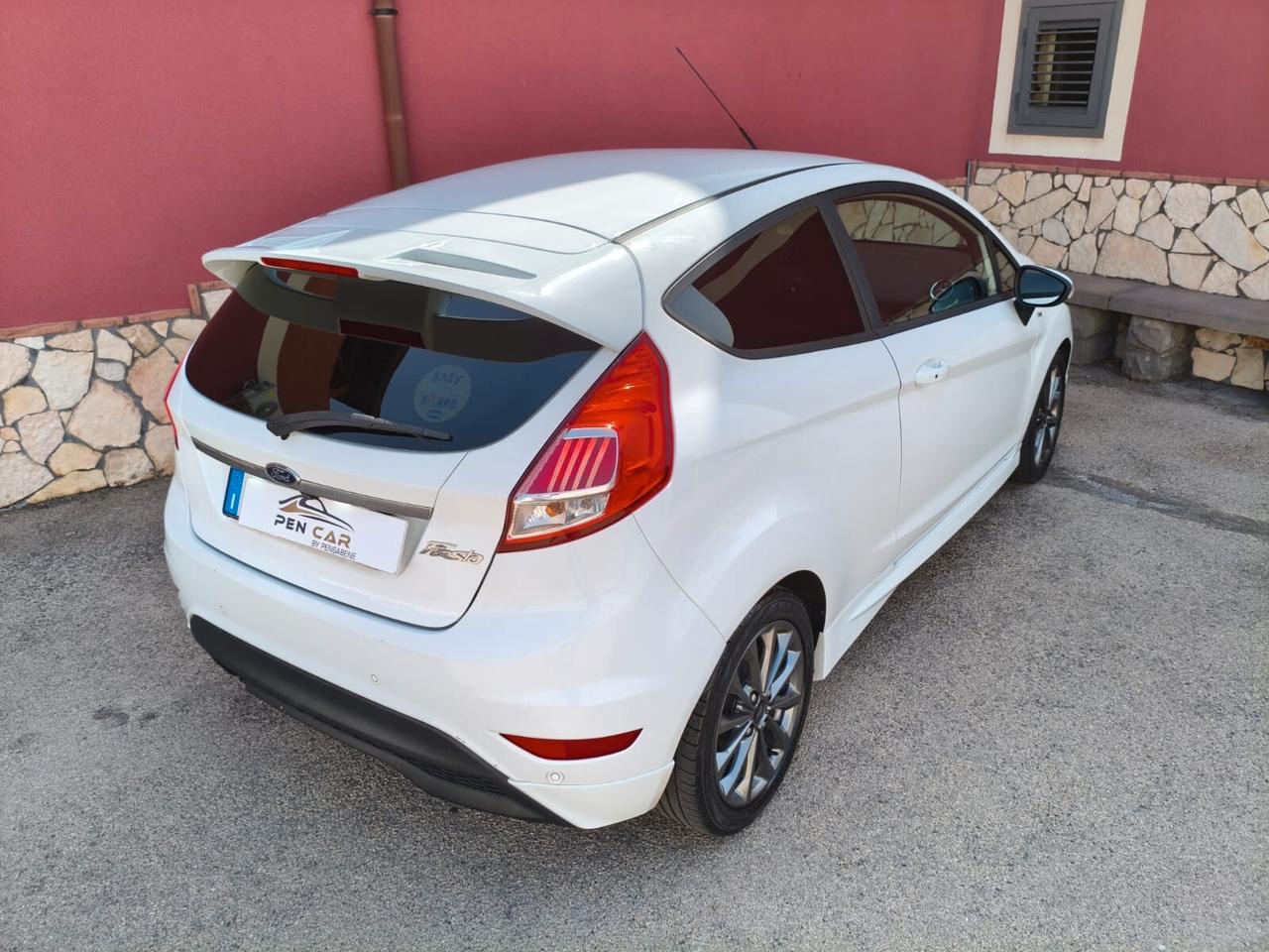 Ford Fiesta 1.5 TDCi 95CV 3 porte ST-Line