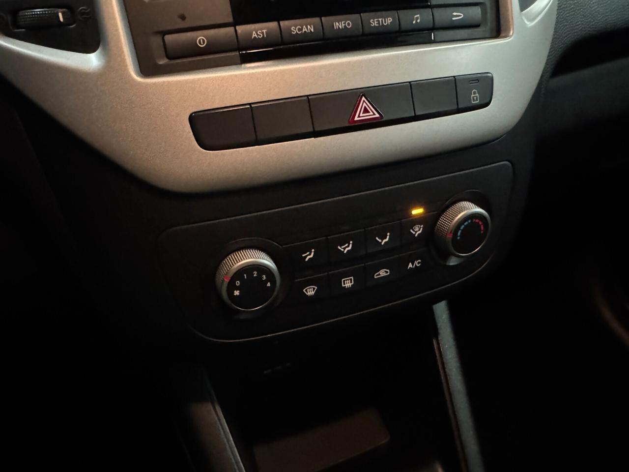 Kia Venga 1.4 CVVT Cool GPL - OK NEOPATENTATI/E!