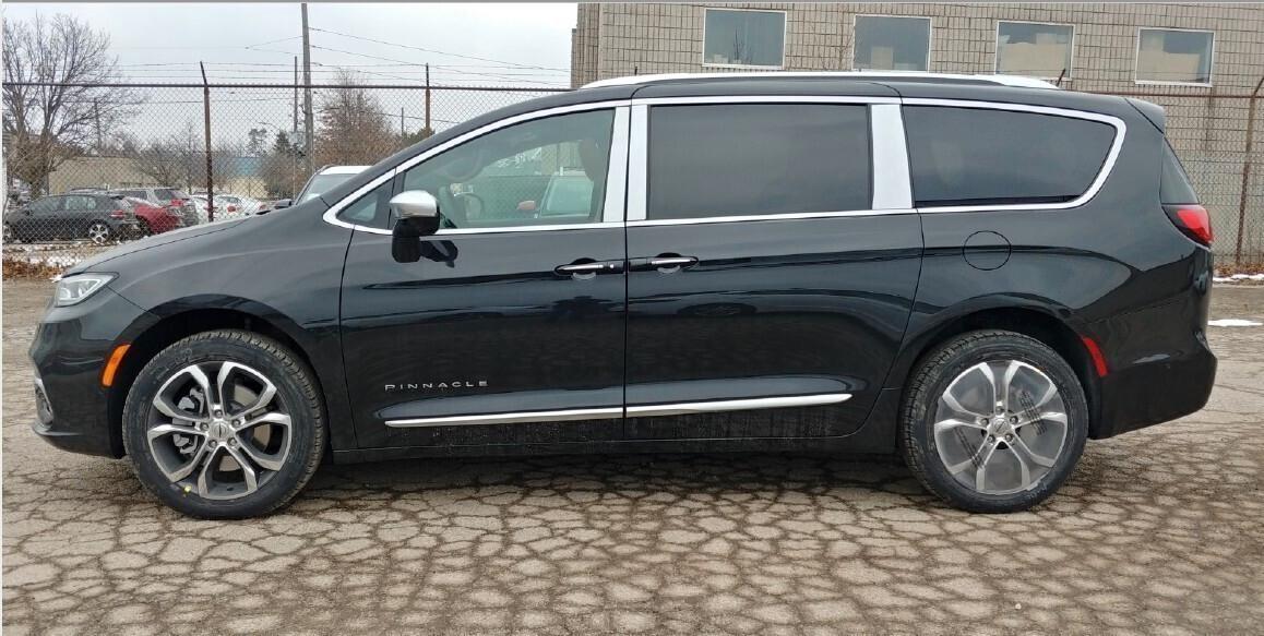 Chrysler Pacifica 3.6L V6 PINNACLE AWD