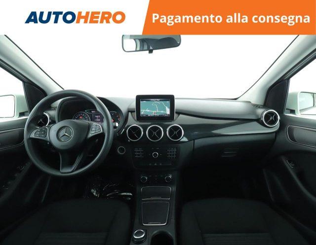 MERCEDES-BENZ B 180 d Automatic Executive